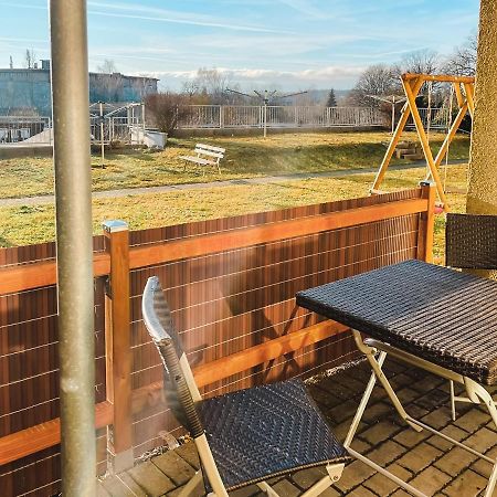 Schoene Wohnung, Eigene Terrasse, Privater Parkplatz, Wi-Fi, Waschmaschine, 3P Хемніц Екстер'єр фото
