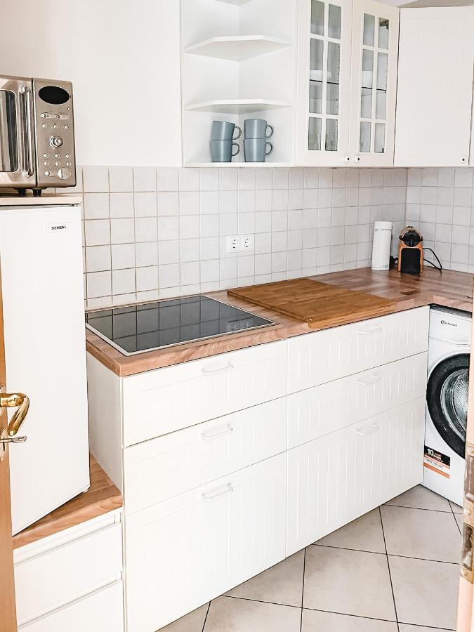 Schoene Wohnung, Eigene Terrasse, Privater Parkplatz, Wi-Fi, Waschmaschine, 3P Хемніц Екстер'єр фото
