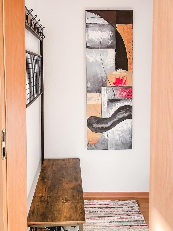 Schoene Wohnung, Eigene Terrasse, Privater Parkplatz, Wi-Fi, Waschmaschine, 3P Хемніц Екстер'єр фото